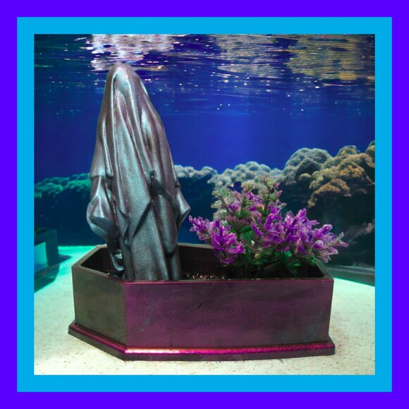 Aquarium Decoration  Creepy Phantom Coffin with Colorful Plant. - Picture 1 of 7